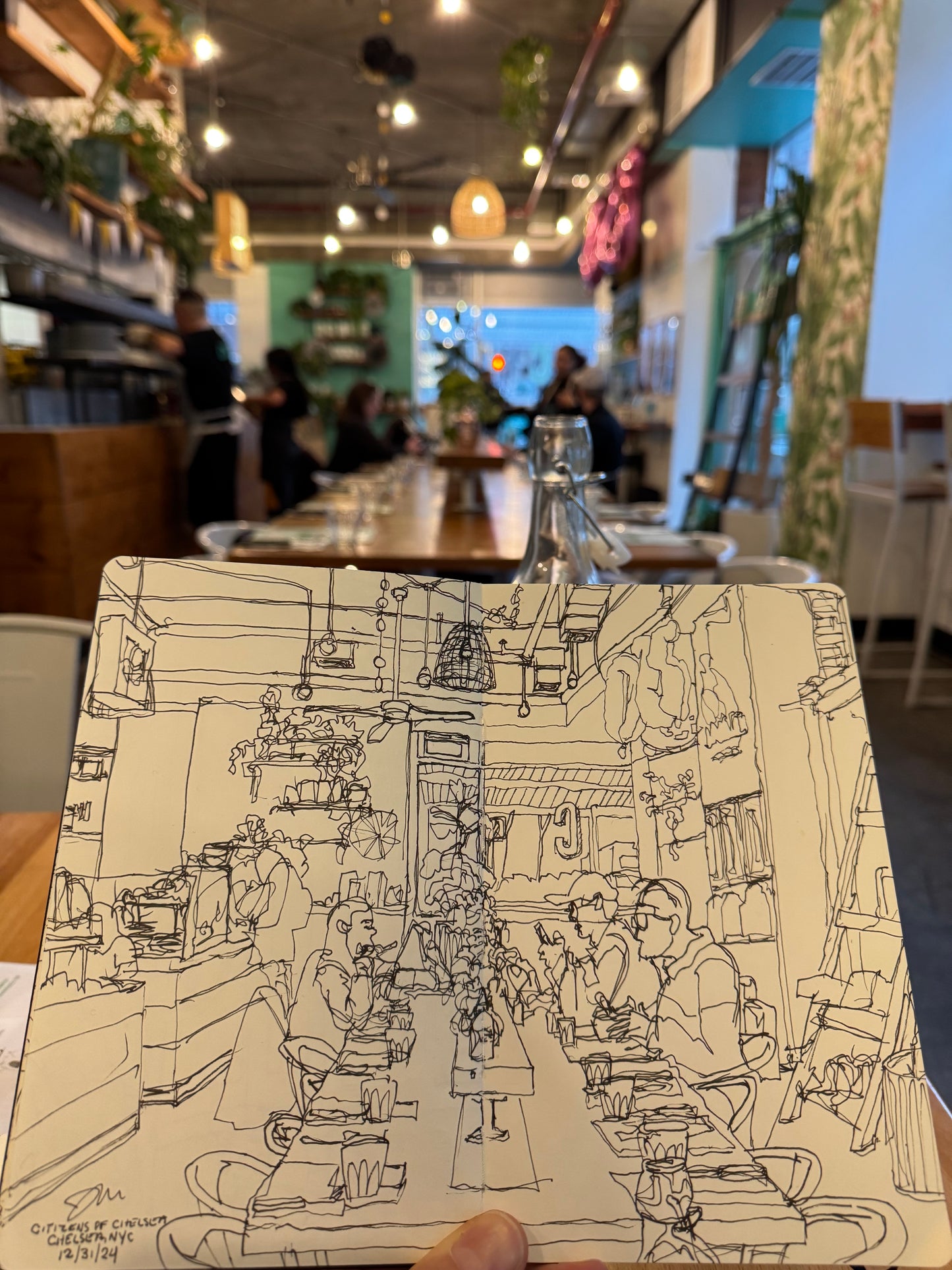 COFFEE SHOPS OF NEW YORK: 100 Hand-Drawn Cafes in One Book